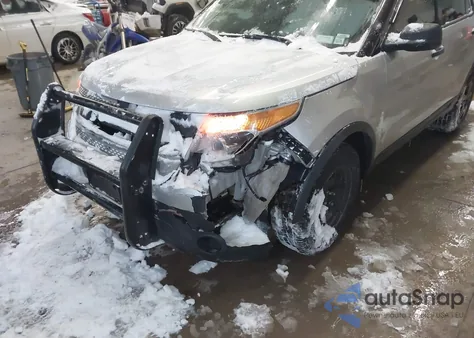 2014 Ford Explorer z USA, uszkodzony, nr VIN 1FM5K8B83EGB02825